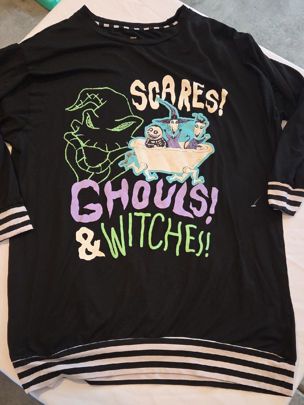 Disney Black 'Scares! Ghouls! & Witches!' Long Sleeve Tee